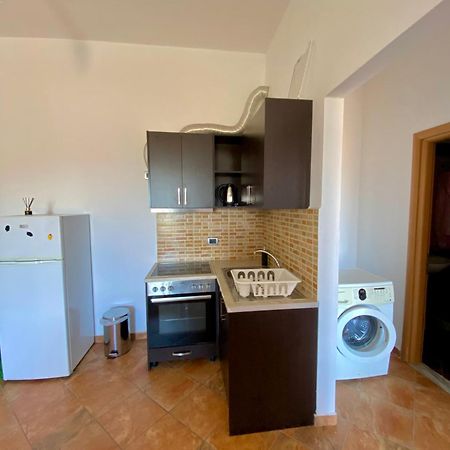 El Rio Apartments Sarandë 外观 照片