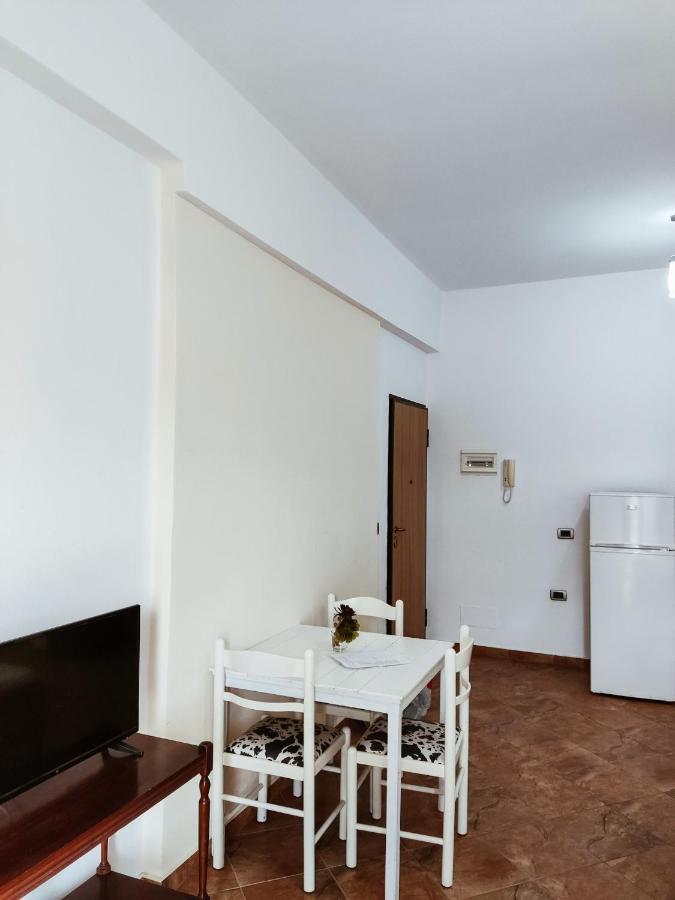El Rio Apartments Sarandë 外观 照片