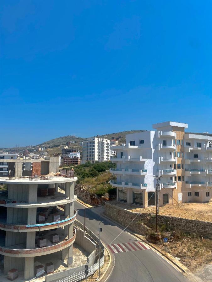 El Rio Apartments Sarandë 外观 照片