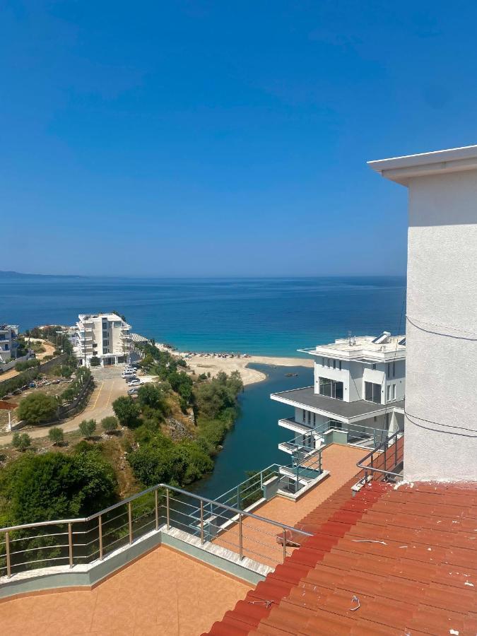 El Rio Apartments Sarandë 外观 照片