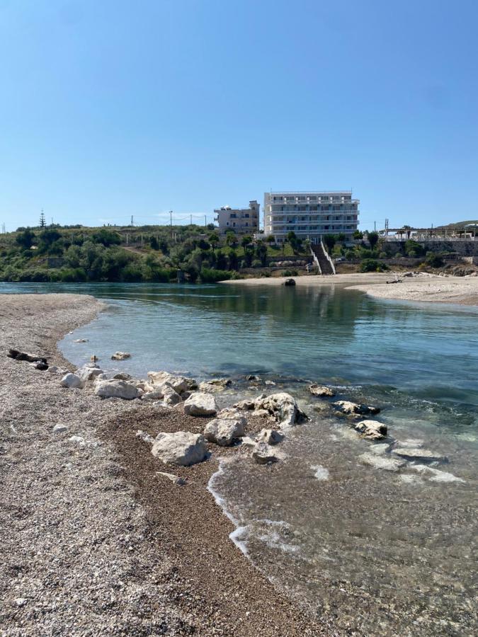 El Rio Apartments Sarandë 外观 照片