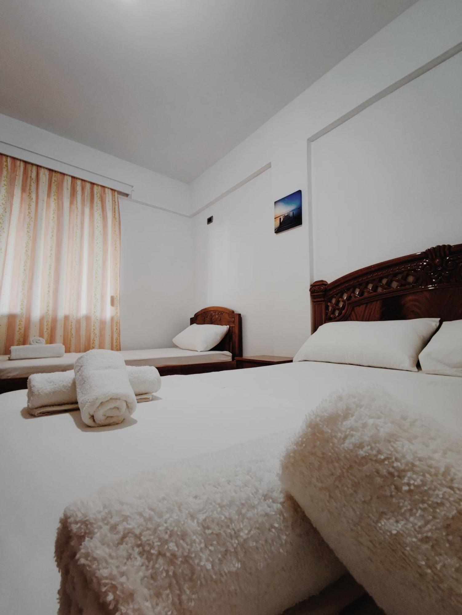 El Rio Apartments Sarandë 客房 照片