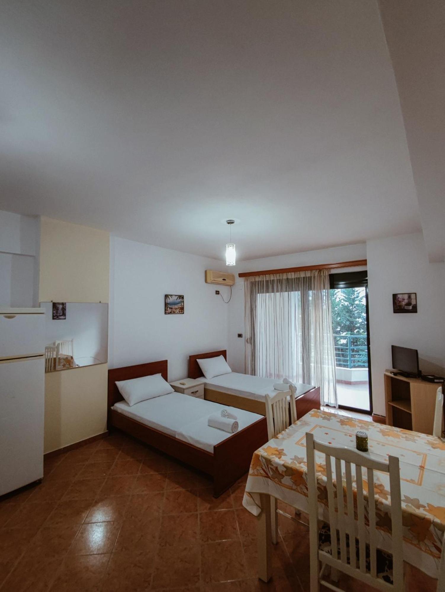 El Rio Apartments Sarandë 客房 照片