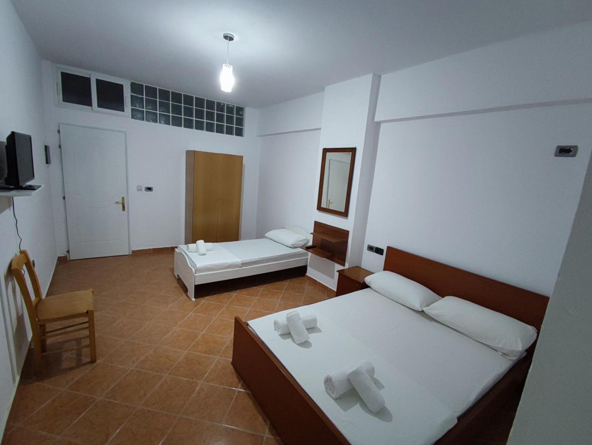 El Rio Apartments Sarandë 客房 照片