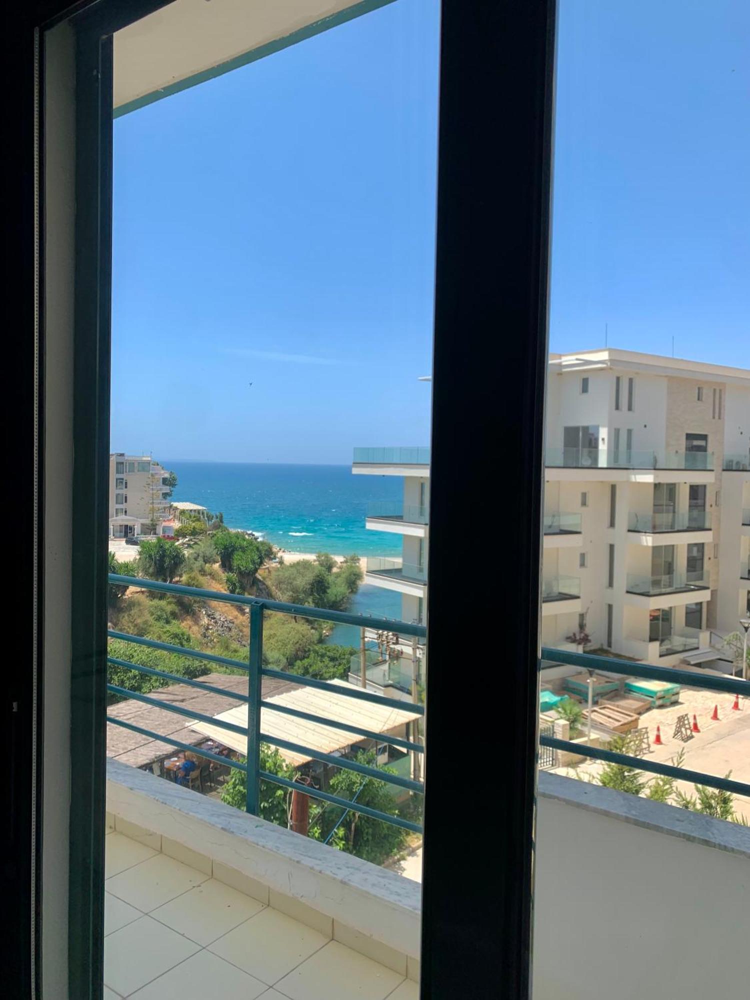 El Rio Apartments Sarandë 外观 照片